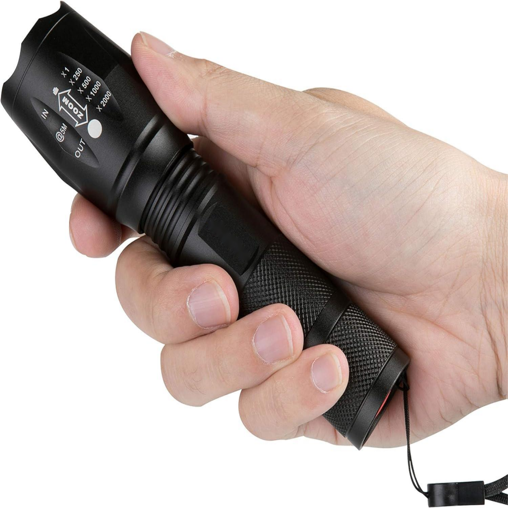 Rechargeable Focusing Flashlight